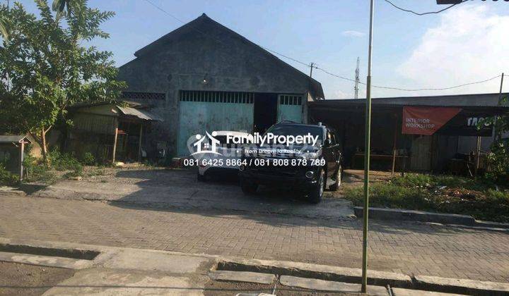 Dijual Gudang Hitung Tanah Di Daerah Woltermonginsidi, Semarang 1