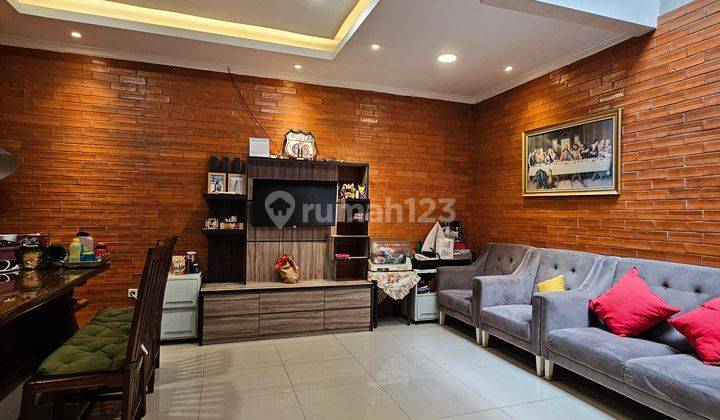 Full Renov Rumah Gading Serpong Lokasi Dekat Sekolah Dan Mal 1