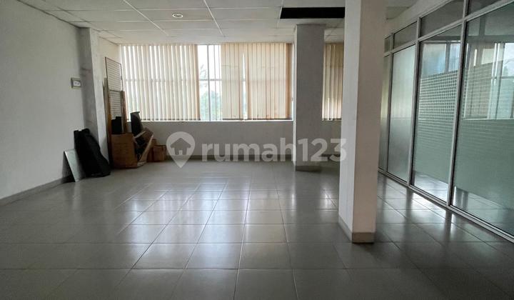 foto lainnya cocok untuk kantor atau live