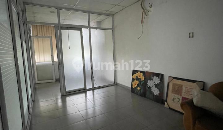 foto lainnya cocok untuk kantor atau live