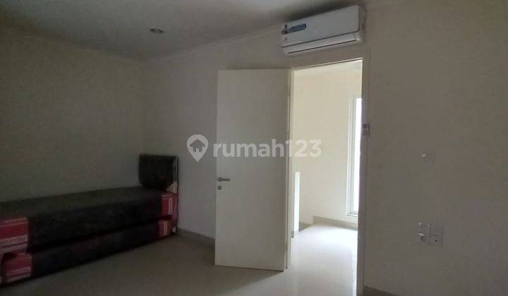 Disewakan Rumah 2 Lantai Di Gading Serpong Tangerang  3