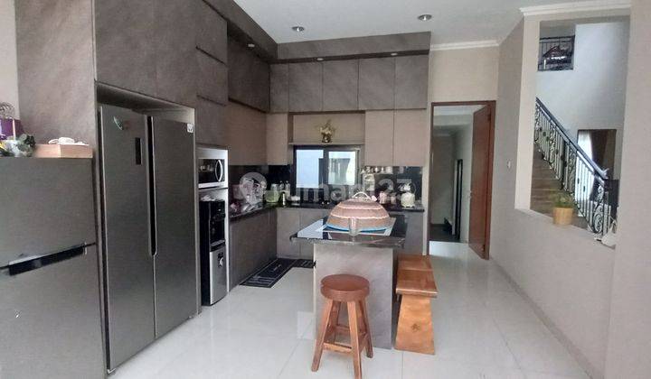 Jual Rumah Full Furnished di Taman Golf Modernland
Tangerang 2