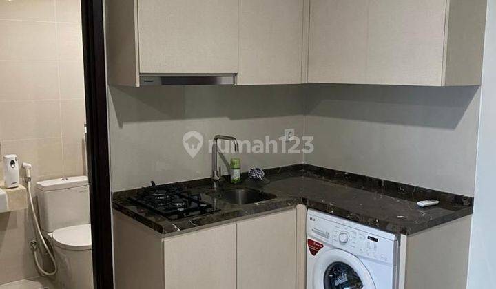 Apartemen Puri Mansion 2 Kamar Tidur Semi Furnished  1