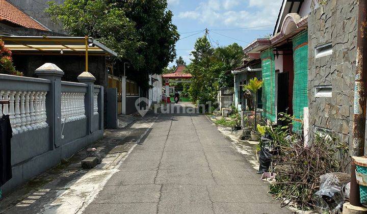 Rumah High Ceiling SHM Nusukan Solo 2