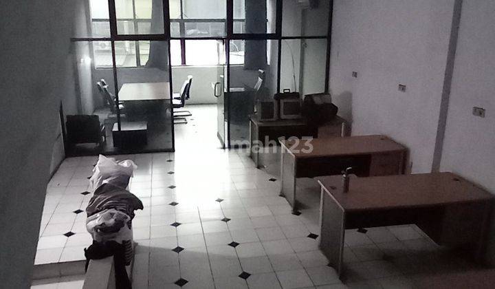 Ruko 4½ Lantai Di Pinggir Jalan Raya Taman Sari Jakarta Barat 2