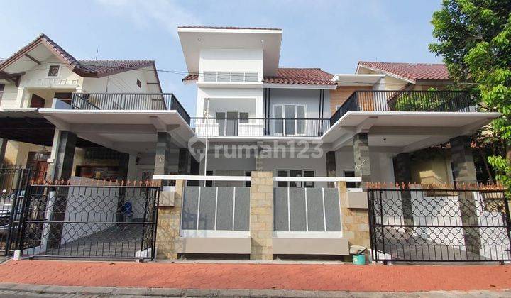 Rumah luas rapi siap huni di Raffles hill cibubur 1