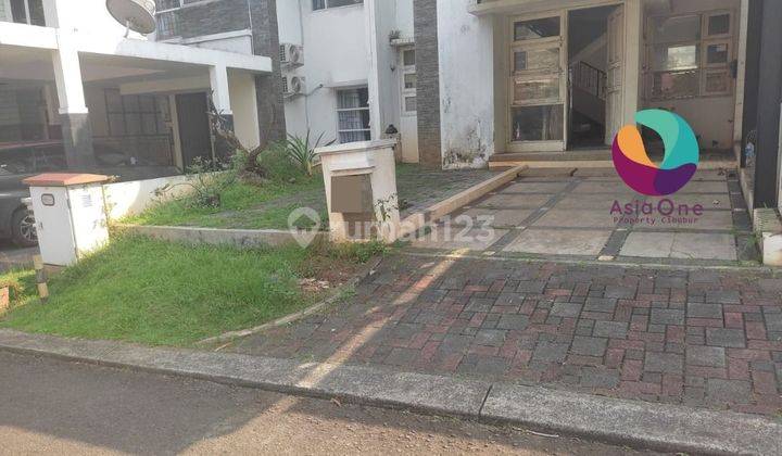 Rumah 2 lantai rapi siap huni di legenda wisata cibubur 2