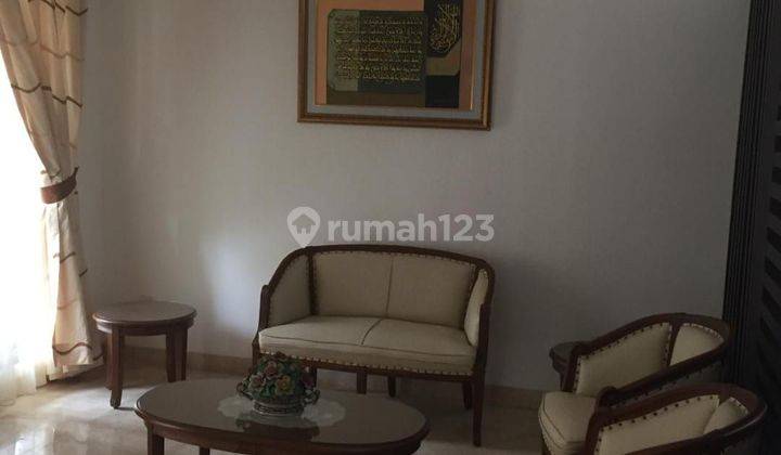 Rumah 2 Lantai Luas Mewah Siap Huni Lokasi Strategis 2