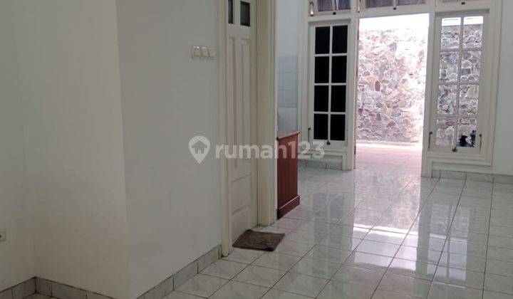 Rumah 2 Lantai Rapi Siap Huni Dalam Cluster 2