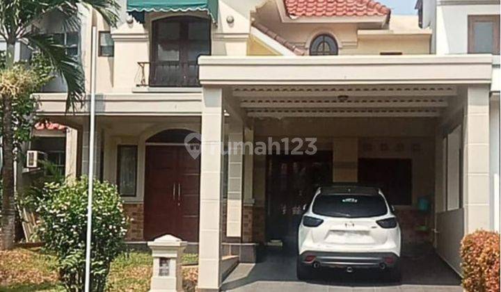 Rumah 2 Lantai Rapi Sudah Renovasi Siap Huni 1