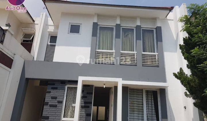 Rumah 2 Lantai Rapi Siap Huni Dalam Cluster 1