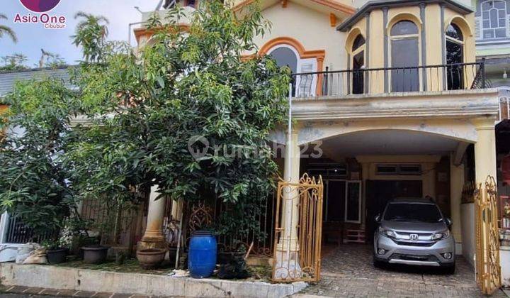 Rumah 2 Lantai Rapi Siap Huni Lokasi Strategis 1