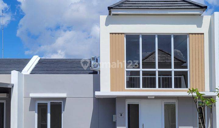 Disewakan Rumah 2 Lantai Baru di Paramount Petals, Tangerang 1