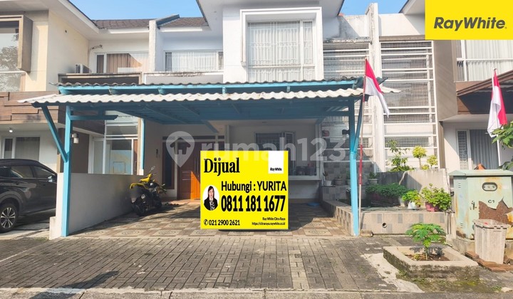 Rumah Bagus Semi Furnished dekat Pujasera di Belle Fleur