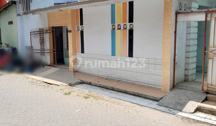 Dijual Rumah Bagus 2 Lantai di Cluster Graha Raya 2