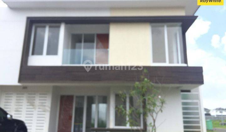 Rumah Hook 2 Lantai Siap Huni di Belle Fleur Citra Raya 1