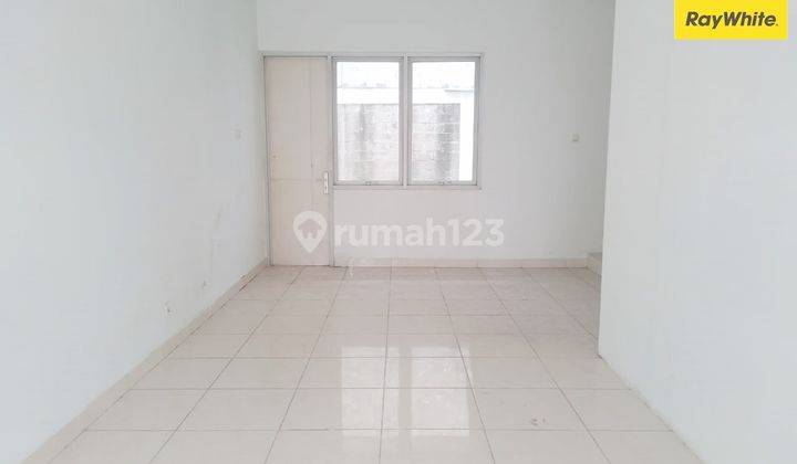 Dijual Town House 2 Lantai Siap Huni di Citra Raya 2