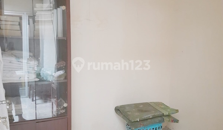 For Sale Beautiful Unfurnished 1-Story House in Park View Citra Raya 2