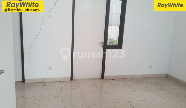 Dijual cepat Rumah Siap Huni di Cluster Modern Villagio Bolzano 2