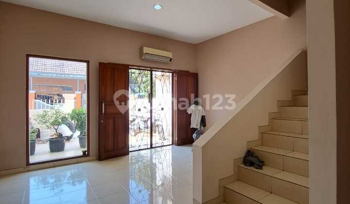 Rumah 2 Lamtai Batu Renovasi Sisp Huni Di Harapan Indah Cluster Permataharapanbaru Kota Bekasi 2