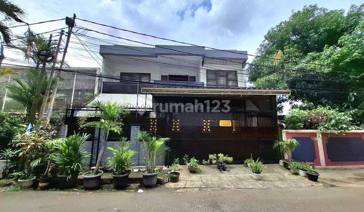 Rumah2 Lantai Bagus Siap Huni Lokasi Di Tebet Jakarta Selatan  1