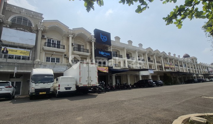 3-Storey Shop House Located on Main Road Across from KCU BCA Harapan Indah 2