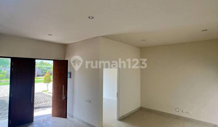 Rumah Baru di Central Park Juanda Tipe Calle 2 Lantai Depan Taman 2