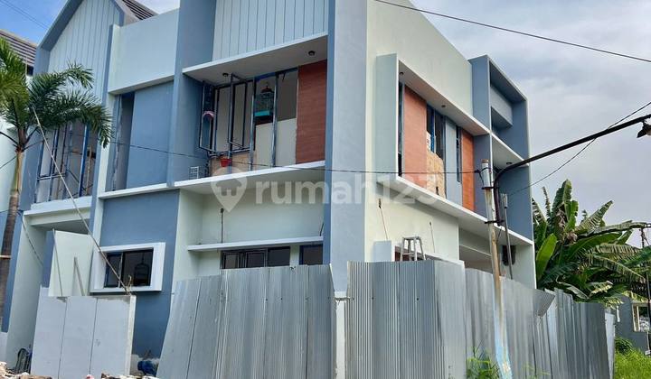 Rumah Baru Minimalis di Prapen Indah, Jemursari 2 Lt Tipe C Hoek Rumah Baru Minimalis di Prapen Indah, Jemursari 2 Lt Tipe C Hoek
