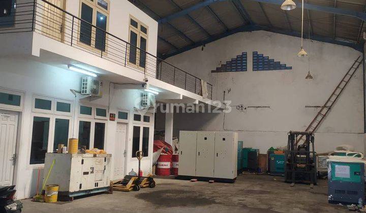 Gudang Klampis Semolo Tengah Hadap Utara Ada Kantor 2 Lantai 7