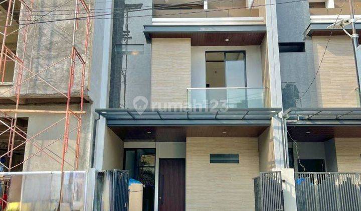 Rumah Townhouse Baru Mewah Pakis Tirtoasri 3 Lantai Tipe Hook 1