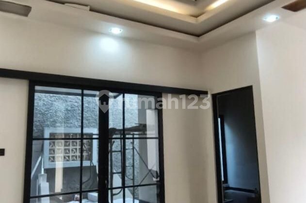 Elegant New House Brigjen Katamso Waru Sidarjo 2 Floors + Bonus 2