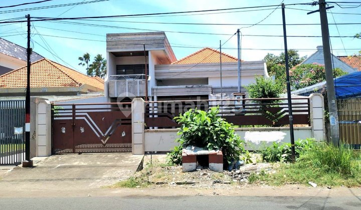Rumah Usaha di Jalan Argopuro, Tidar 2 Lantai SHM Hadap Selatan