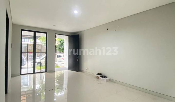 New Citraland The Greenlake Sierra Type 2-Story House, 7 Meters Wide 2