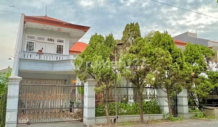 Rumah Gayung Kebonsari 2 Lt Ada Garasi Dekat ke Bundaran Tol Waru