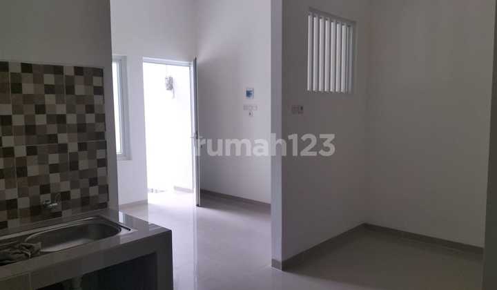 Rumah murah baru di kelapa gading 2 Lantai