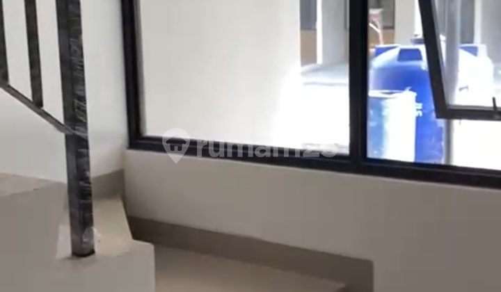 Rumah milenial di pik 2 california 2