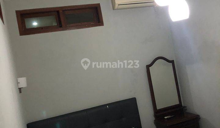 Rumah 2 Lantai Rapih Sumur Batu Jakarta Pusat  2