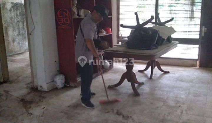 Rumah tua hitung tanah di bangka jakarta selatan 1