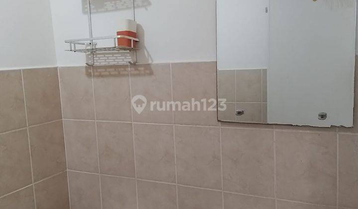 Disewakan 2 Bedroom Unfurnished Murah apartemen Green Bay 9
