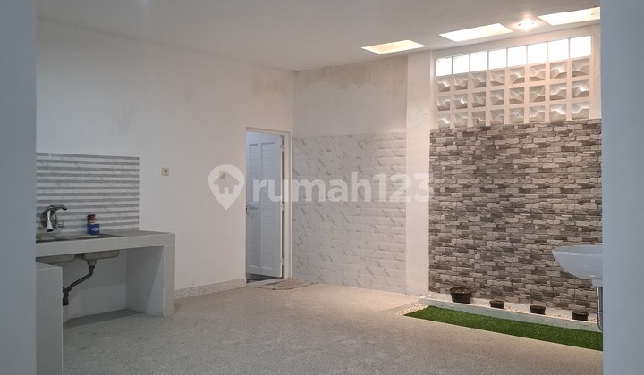 Disewakan Rumah Siap Huni Di Sayap Jl Ciateul Moh Toha Bandung 1