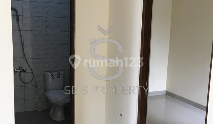 DIJUAL RUMAH SIAP HUNI DI KOMPLEK SPRING GARDEN CIGANITRI BANDUNG 2