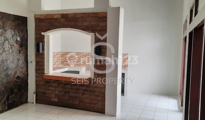 Disewakan Rumah Baru Renov Di Sayap Jl Ciateul Kota Bandung 3