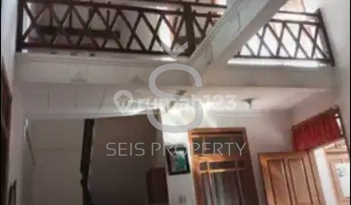 Well-Maintained House for Sale in Buah Batu, Bandung City