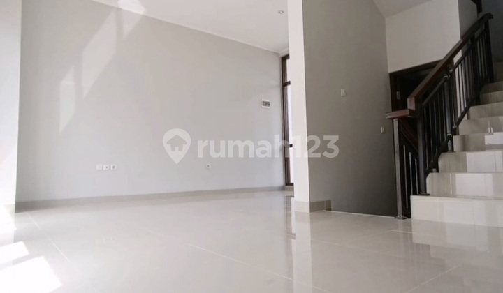 Dijual Rumah Baru Di Komplek Buah Batu Square Bandung 2