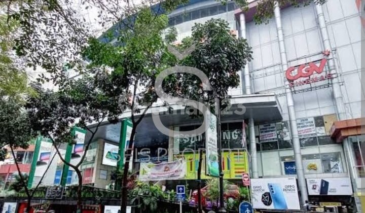 FOR SALE CHEAP SHOP IN BEC JL PURNAWARMAN BANDUNG 2