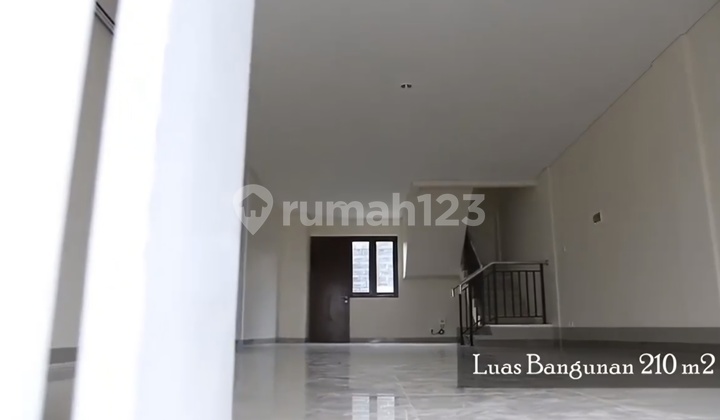 For Sale 3-Story Shophouse in Buah Batu Square Complex, Bandung 2