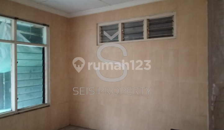 FOR SALE PER BUILDING METER, LAND CALCULATION, ON PASIRKOJA STREET WING, BANDUNG.