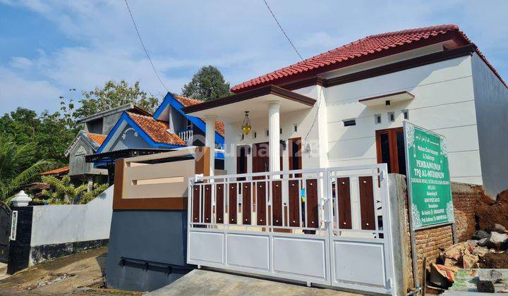 Rumah Baru Hanya 30 meter Jalan Raya UNNES Semarang Kota.  2