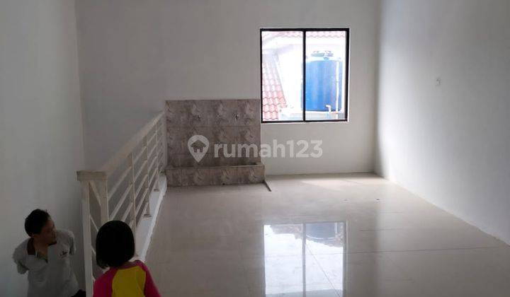 Disewa Ruko Di D green Terrace, Dukuh Zamrud Bekasi 3
