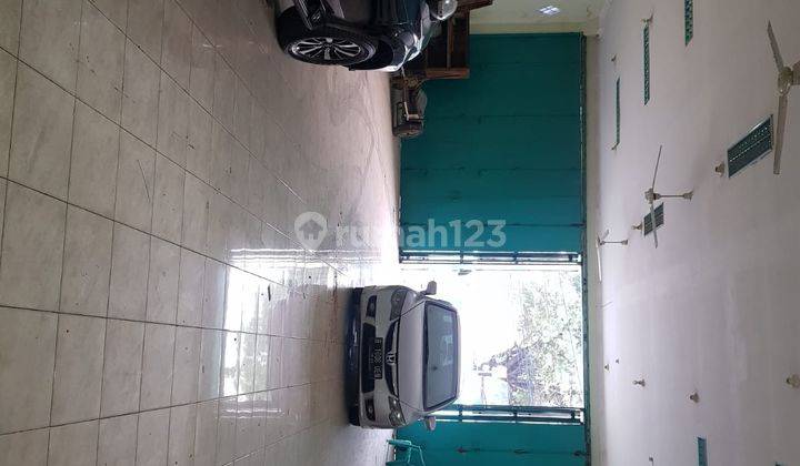 Disewakan Ruko Gandeng 3 Lantai bekas Lembaga Pendidikan di Pinggir Jl. Sudirman, Bekasi  3